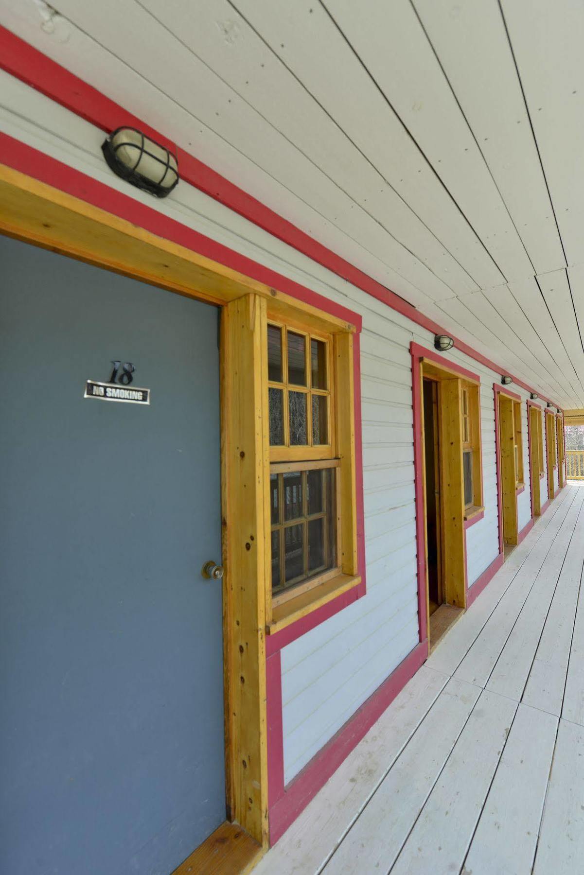 The Bunkhouse Dawson City Exterior foto